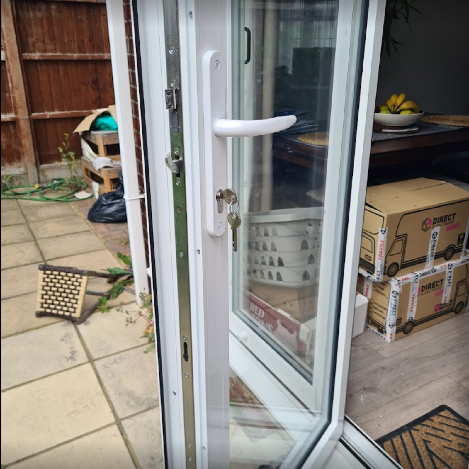 Fixing a back door lock for uPVC door | ealing locksmith